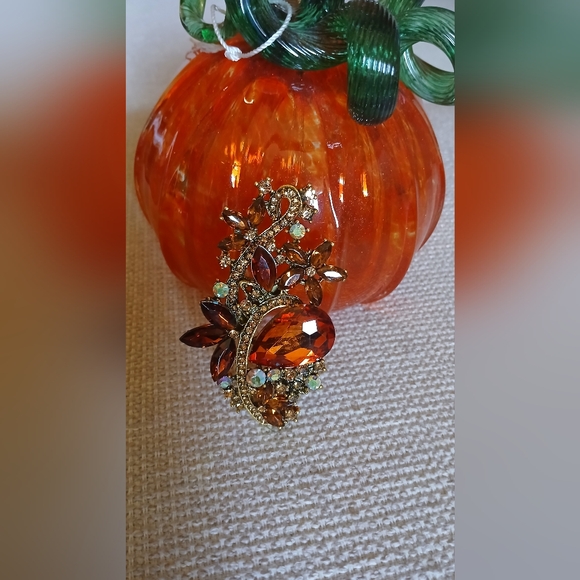🍂🍁Large Fall Foliage Brooch🍁🍂 - Picture 7 of 8